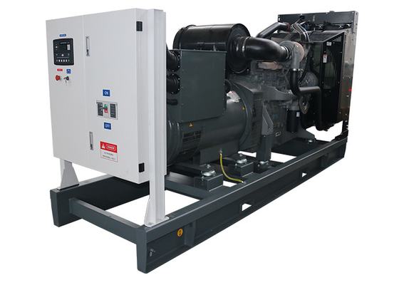 조용한 물 냉각 펄킨스 디젤 발전기 기본 전력 400kw / 500kva